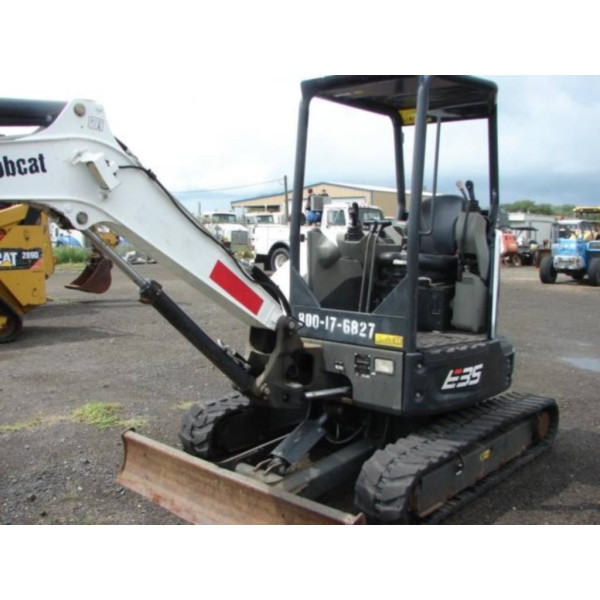 Used 2017 BOBCAT Excavators E35i 