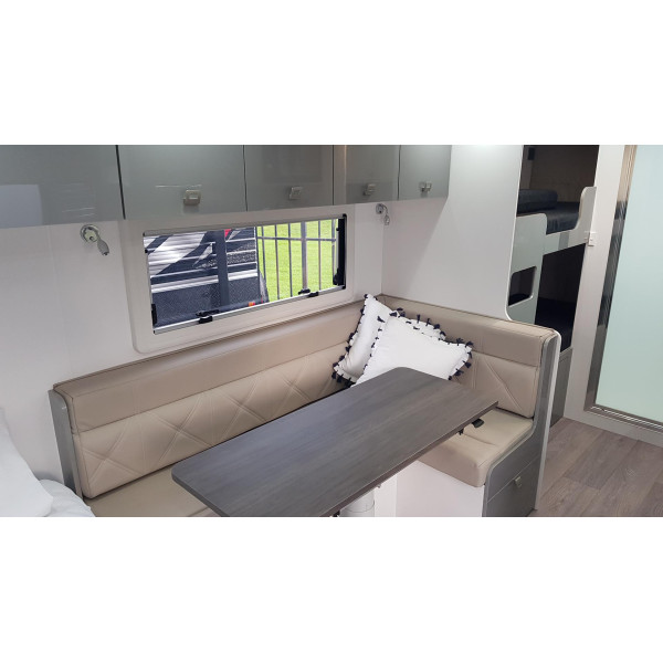 (Caravan) NEW 2022 JB Caravans Dreamline LUX 18' FAMILY
