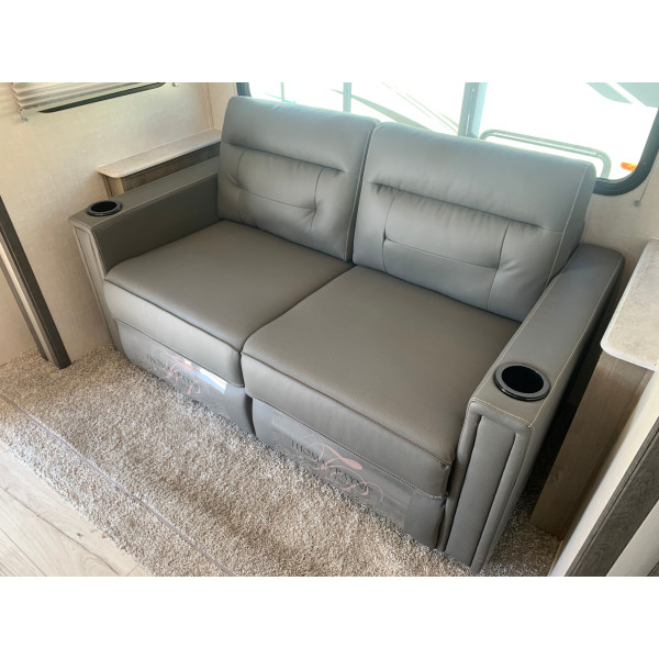 New 2022 Forest River Travel Trailer RV SURVEYOR 202RBLE 