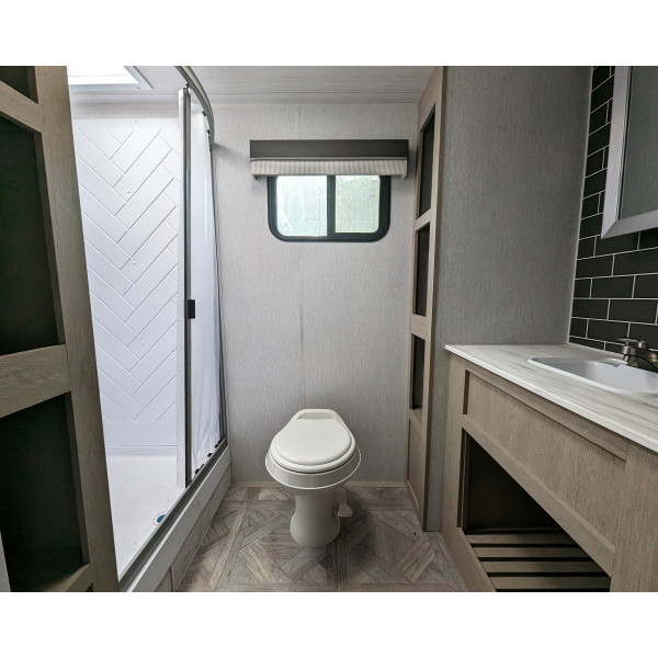 New 2023 Forest River Travel Trailer RV SALEM 26RBSX