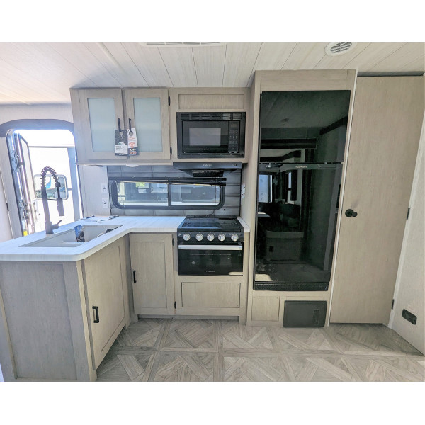 New 2023 Forest River Travel Trailer RV SALEM 26RBSX