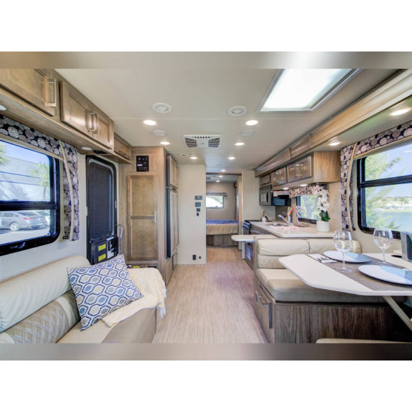 2018 Jayco Class C RV 