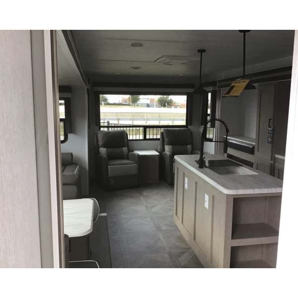 New 2023 Forest River Travel Trailer RV SALEM 27REX 