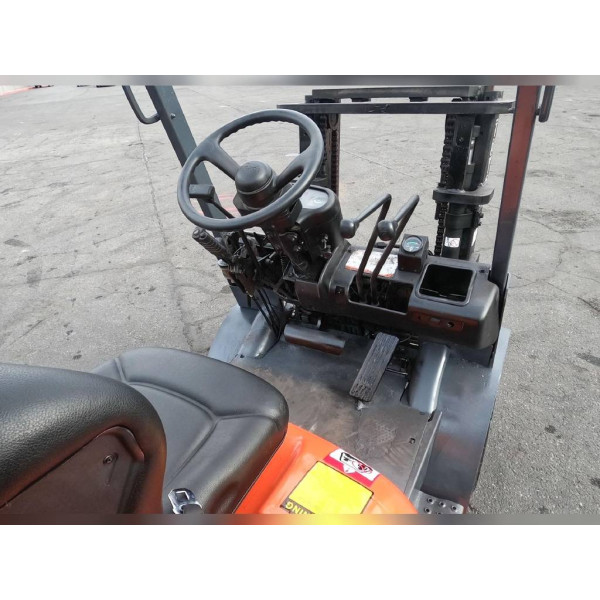 Used 1998 TOYOTA Forklifts 426FGCU25