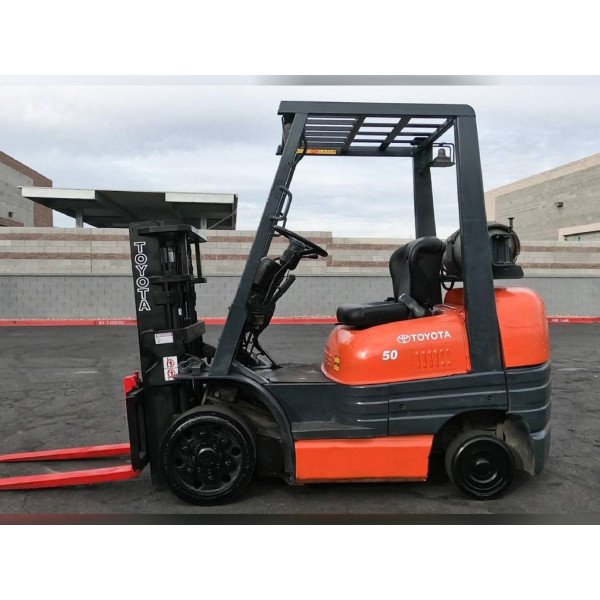 Used 1998 TOYOTA Forklifts 426FGCU25