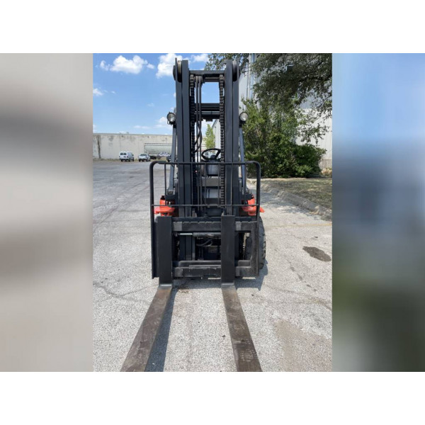 Used 2011 TOYOTA Forklifts 7FGAU50 
