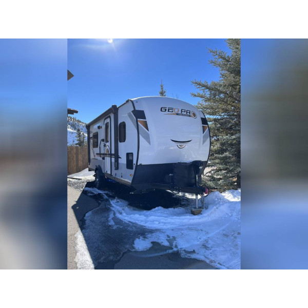 (Caravan) Used 2021 Forest River Travel Trailer RV ROCKWOOD GEO PRO G19TH