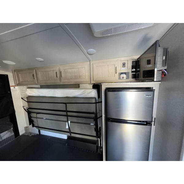 (Caravan) Used 2021 Forest River Travel Trailer RV ROCKWOOD GEO PRO G19TH