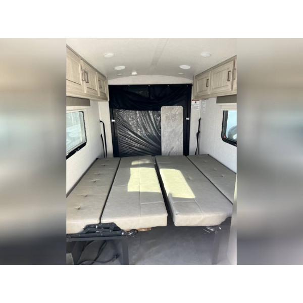 (Caravan) Used 2021 Forest River Travel Trailer RV ROCKWOOD GEO PRO G19TH