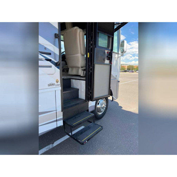 (MotorHome)  Used 2022 Newmar Class A RV BAY STAR SPORT 2702 
