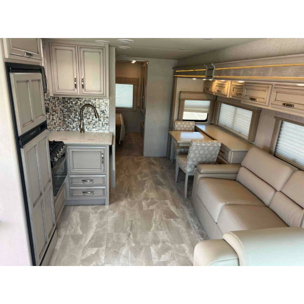 (MotorHome)  Used 2022 Newmar Class A RV BAY STAR SPORT 2702 