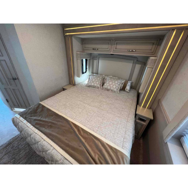 (MotorHome)  Used 2022 Newmar Class A RV BAY STAR SPORT 2702 