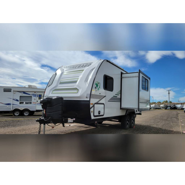 (Caravan ) Used 2022 Winnebago Travel Trailer RV MICRO MINNIE FLX 2108TB 