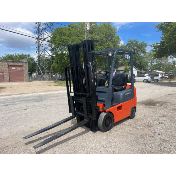 Used Toyota Industrial Equipment Forklifts 7FGCU15 